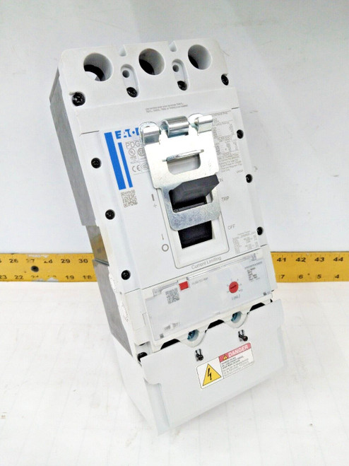 Eaton 600 Amp Circuit Breaker 600 VAC / 250 VDC 3 Pole  PDG33P0600TFAN