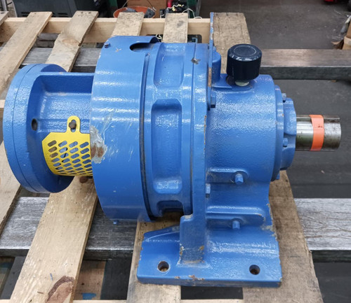 New Sumitomo 29:1 Ratio Gear Speed Reducer CHHJS-6165Y-29 HP 15.3