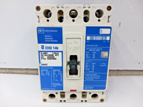 CUTLER HAMMER 20 AMP CIRCUIT BREAKER 3 POLE 480 VAC / 250 VDC 14kA EHD3020L