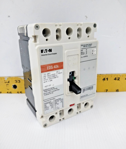 Eaton 125 Amp Circuit Breaker 240 VAC / 125 VDC 3 Pole ED3125BP10