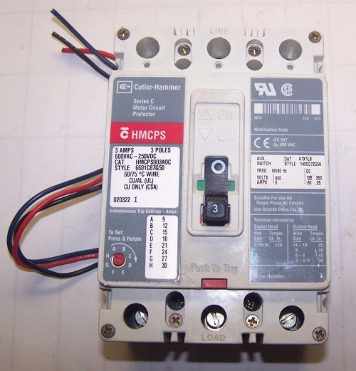 CUTLER HAMMER HMCPS003A0C CIRCUIT BREAKER 3 AMP 600 VAC 3 POLE W/AUXILIARY