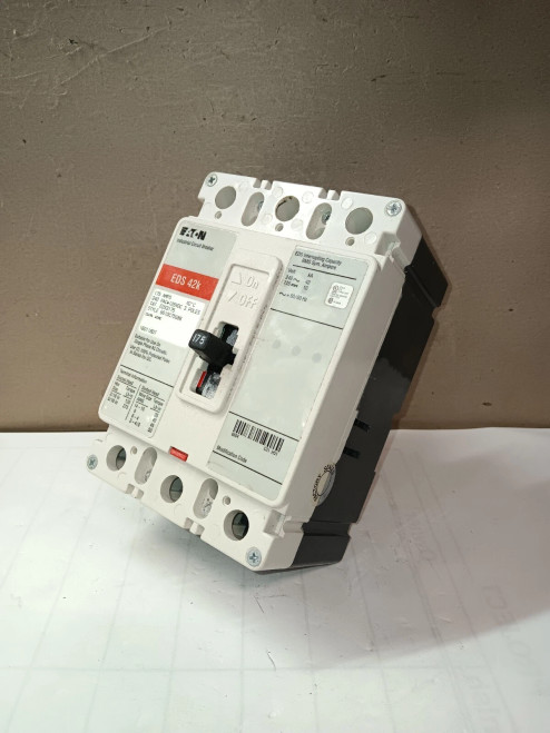 EATON EDS3175 175 AMP CIRCUIT BREAKER 3 POLE 240 VAC 125 VDC