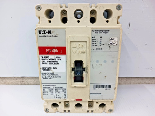 EATON 50 AMP CIRCUIT BREAKER 3 POLE 600 VAC / 250 VDC 35kA FD3050BP10