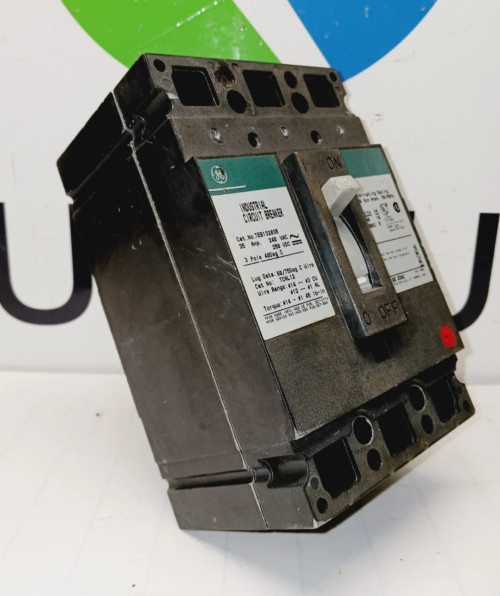 GE 35 AMP CIRCUIT BREAKER 3 POLE 240 VAC / 250 VDC TEB132035