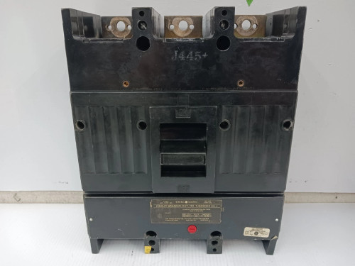 GE General Electric 350 Amp Circuit Breaker 3 Pole 240 VAC 22kA TJD432350 (Flaw)