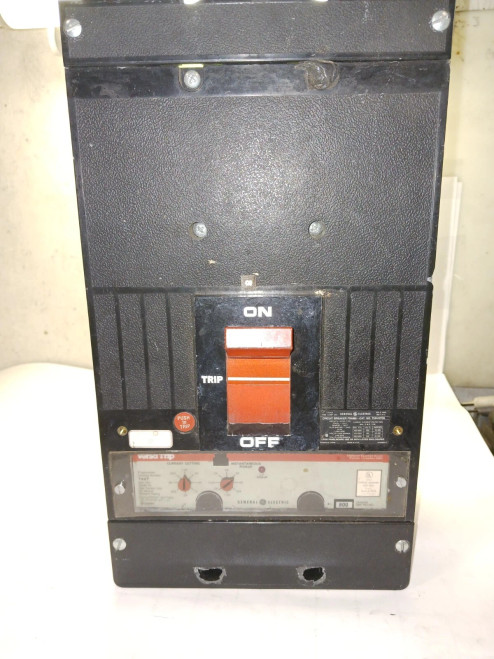 GENERAL ELECTRIC 800 AMP CIRCUIT BREAKER 3 POLE 600 VAC THK4VF36 (FLAW)