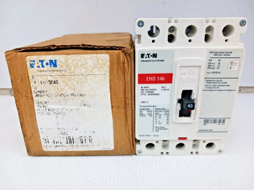 New Eaton 40 Amp Circuit Breaker 3 Pole 480 VAC / 250 VDC 14kA EHD3040