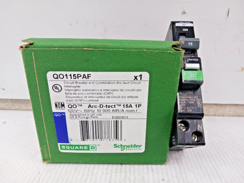 New Square D 15 Amp Plug-In/On CAFI Circuit Breaker 1 Pole 120 VAC 10kA QO115PAF