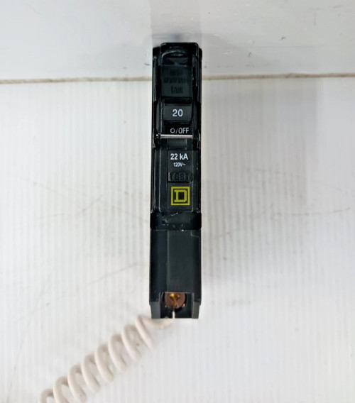 New Square D 20 Amp Bolt-On GFCI Circuit Breaker 1 Pole 120 VAC 22kA QOB120VHEPD