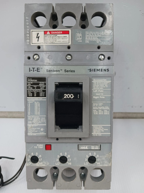 Siemens Sentron 200 Amp Circuit Breaker 3 Pole 600 VAC HFD63F250 W/ Shunt Trip