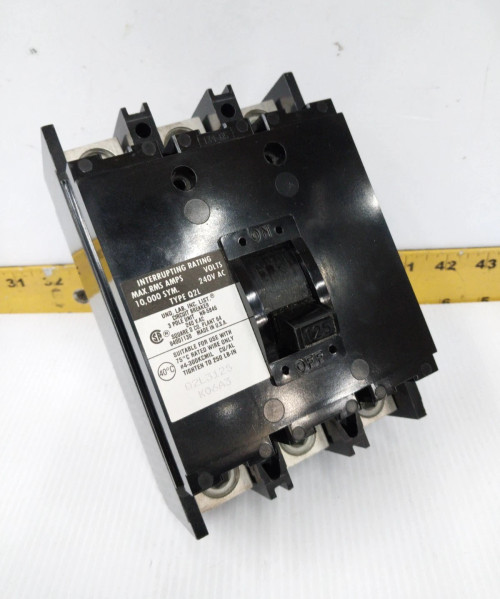 Square D 125 Amp Circuit Breaker 240 VAC 3 Pole Q2L3125