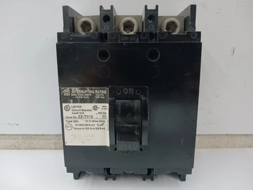 Square D 150 Amp Circuit Breaker 3 Pole 240 VAC 10kA Q2L3150