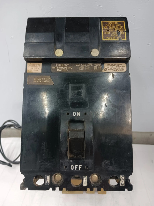SQUARE D 60 AMP CIRCUIT BREAKER 3 POLE 480 VAC FA340601021 W/ SHUNT TRIP