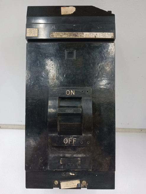 Square D 400 Amp I-Line Circuit Breaker 3 Pole 600 VAC / 250 VDC LA36400 (Flaw)