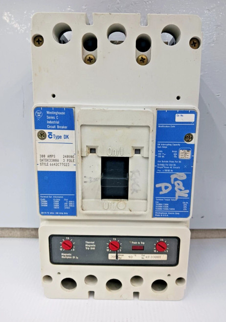 WESTINGHOUSE 300 AMP CIRCUIT BREAKER 3 POLE 240 VAC 65kA DK3300W