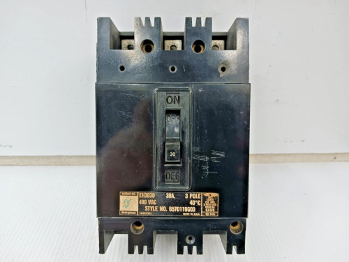 Westinghouse 30 Amp Circuit Breaker 3 Pole 480 VAC EH3030 (Chipped)