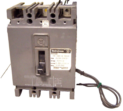 WESTINGHOUSE 40 AMP CIRCUIT BREAKER W/ SHUNT TRIP 600 VAC 3 POLE HFB3040