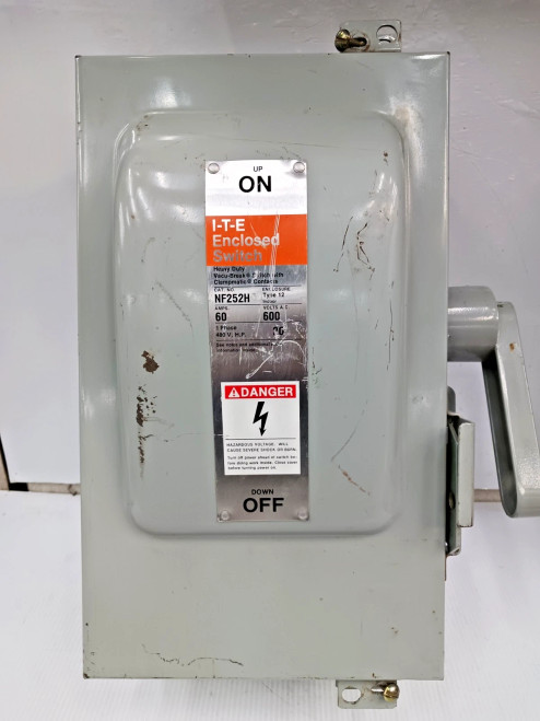 New ITE 60 Amp Non-Fused Enclosed Switch 2 Pole 600 VAC / 250 VDC Type 12 NF252H