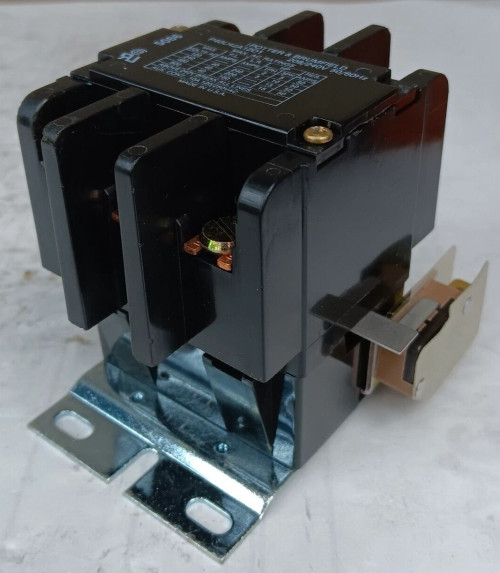 NEW POTTER BRUMFIELD P40C42A12D1 CONTACTOR 40 AMP 3P COIL 208/240 VAC