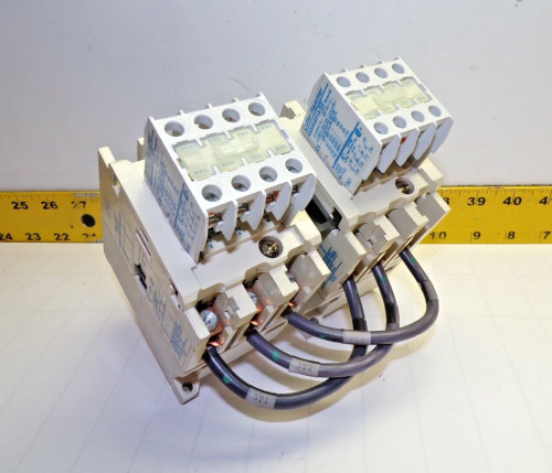 CUTLER HAMMER REVERSING CONTACTOR 44 AMP 600 VAC 40 HP 120V COIL 3 POLE CE15HN3