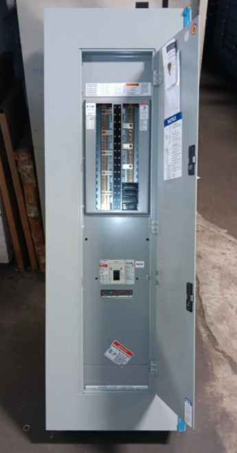 NEW EATON PRL1A 400 AMP MAIN BREAKER PANEL 30 CIRCUIT 208Y/120V 3Ø 4W HKD3400W