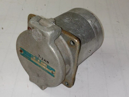 CROUSE HINDS 60 AMP ARKTITE RECEPTACLE 600 VAC 250 VDC 3W 4P AR-6642 M54