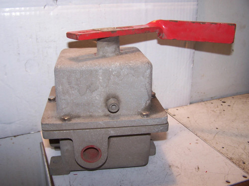 NEW MATERIAL CONTROL SS-1 SAFETY STOP SWITCH 20 AMPS 125 250 OR 480 VOLT