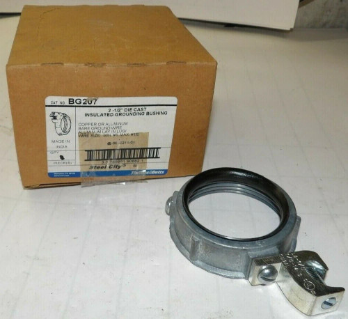 5) NEW THOMAS & BETTS STEEL CITY 2 1/2" DIE CAST INSULATED GROUND BUSHING BG207