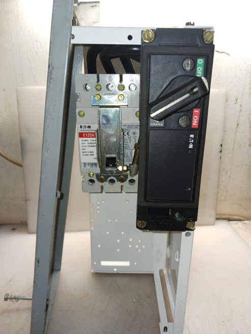 EATON CUTLER HAMMER 70 AMP HALF FEEDER 6" BUCKET INTELLIGENT EGH3070FFG