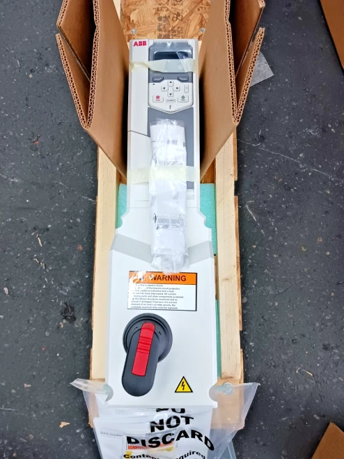 New ABB ACS580-01-03A5-4 Ac Drive 2 HP ACS580-0p-03A5-4+0J400+P922