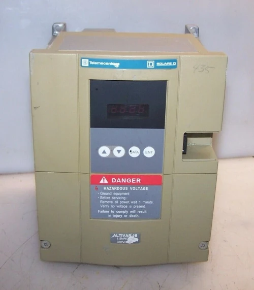 SQUARE D TELEMECANIQUE 2 HP AC VFD DRIVE ALTIVAR 18 ATV18U29N4 460 VAC 3 PHASE