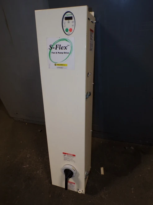 SCHNEIDER 3 HP S-FLEX HVAC VARIABLE SPEED DRIVE VFD 480 VAC ATV212HU22N4