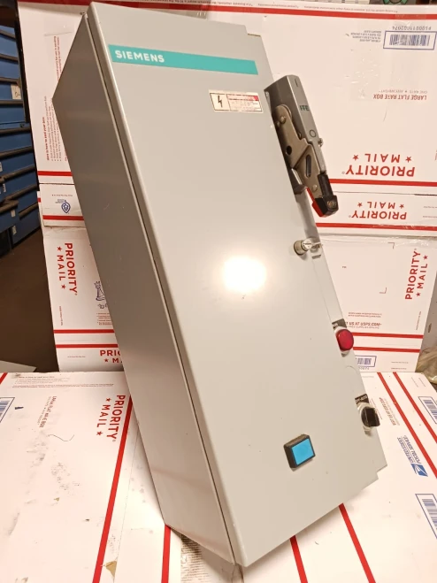 SIEMENS SCF1B4417A85400P0 SIZE 0 FUSIBLE COMBINATION MOTOR STARTER 3TB44