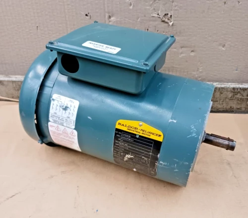 New Baldor .5 HP Ac Inverter Duty Motor 56C 1740 Rpm 230/460 Vac TEFC VUHM3538