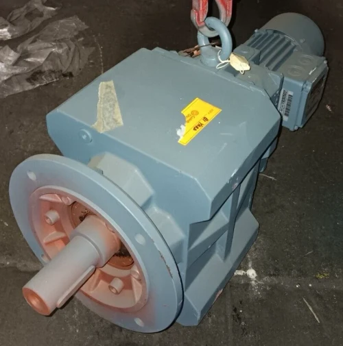 NEW DANFOSS BAUER BG50Z-37/D06LA6-SL-S .12 KW GEAR MOTOR 460V 3Ø 1020 RPM