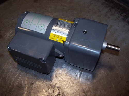 NEW BALDOR .04 HP AC ELECTRIC GEARMOTOR 14.5 RPM OUTPUT PSSH-0 460 VAC