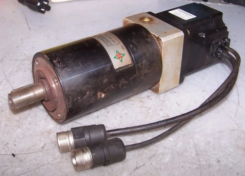 TECNOINGRANAGGI RIDUTTORI MP 080.3.84.15.1430.70.90 GEAR REDUCTION W/ SERVO