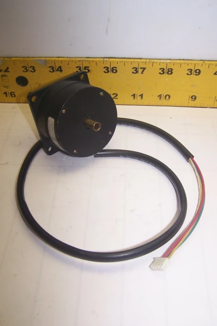 NEW NANOTECH-MUNICH STEPPER MOTOR 0.9 DEGREE 2 PHASE 4H5609X0102