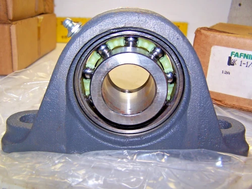 New Fafnir Pillow Block Ball Bearing 2 Bolt LAK 1-1/4"