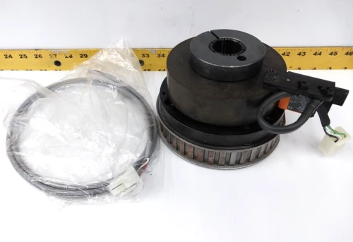 SEPAC CLUTCH BRAKE WITH CABLE 110 VOLT 1-1/4" SHAFT DIA 6-5/8" OUTER DIA 30063