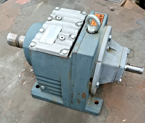 New Sew EuroDrive 81.92:1 Ratio Gear Speed Reducer 1750 Rpm 21 Rpm R87 AD3