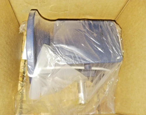 New Grove 20:1 Ratio Gear Reducer 56 Frame Torque 518 In-Lbs GR-TMQ-815-20-R-56