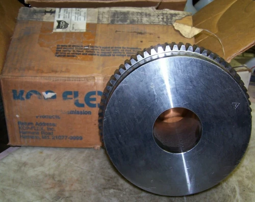 NEW KOP FLEX COUPLING HUB 2-1/2" BORE 7-3/4" WIDE