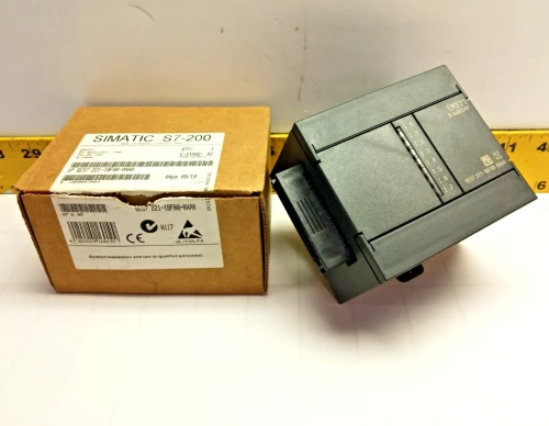 New Siemens Simatic S7-200 Digital Input Module 6ES7 221-1BF00-0XA0