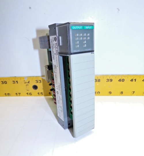 Allen-Bradley SLC500 Combination I/O Module 1746-IO12 SER B