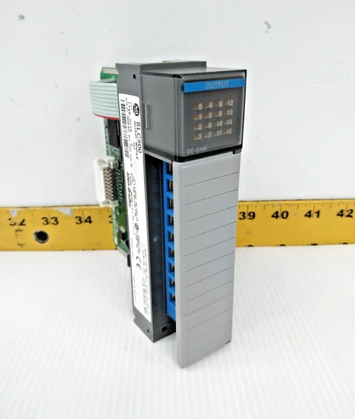 Allen-Bradley SLC 500 Output Module 1746-OV16 Series C
