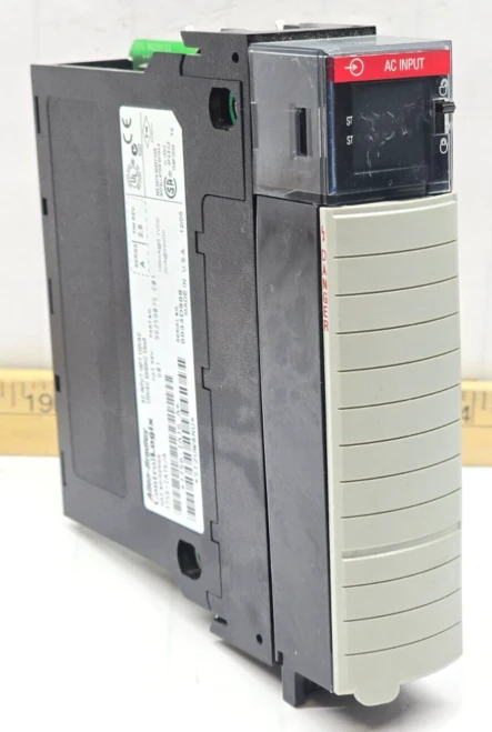 Allen-Bradley ControlLogix 16PT AC Input Module 120 VAC 1756-IA16 Series A