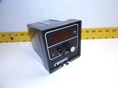 OMEGA TEMPERATURE CONTROLLER 115/230 VAC 0-100º F 10 AMP CN5001J2