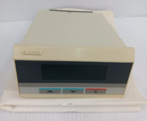 New Omega DP284JR Digital Process Indicator ThermoCouple DP280 Series