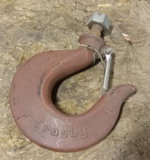 CROSBY HOIST SWIVEL HOOK W/ LATCH T5D R3804
